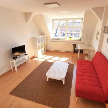 Apartment 2-zimmer-traumwohnung: Schick * Hell * Ruhig * Grosse Raeume * Zentrumsnah Leipzig